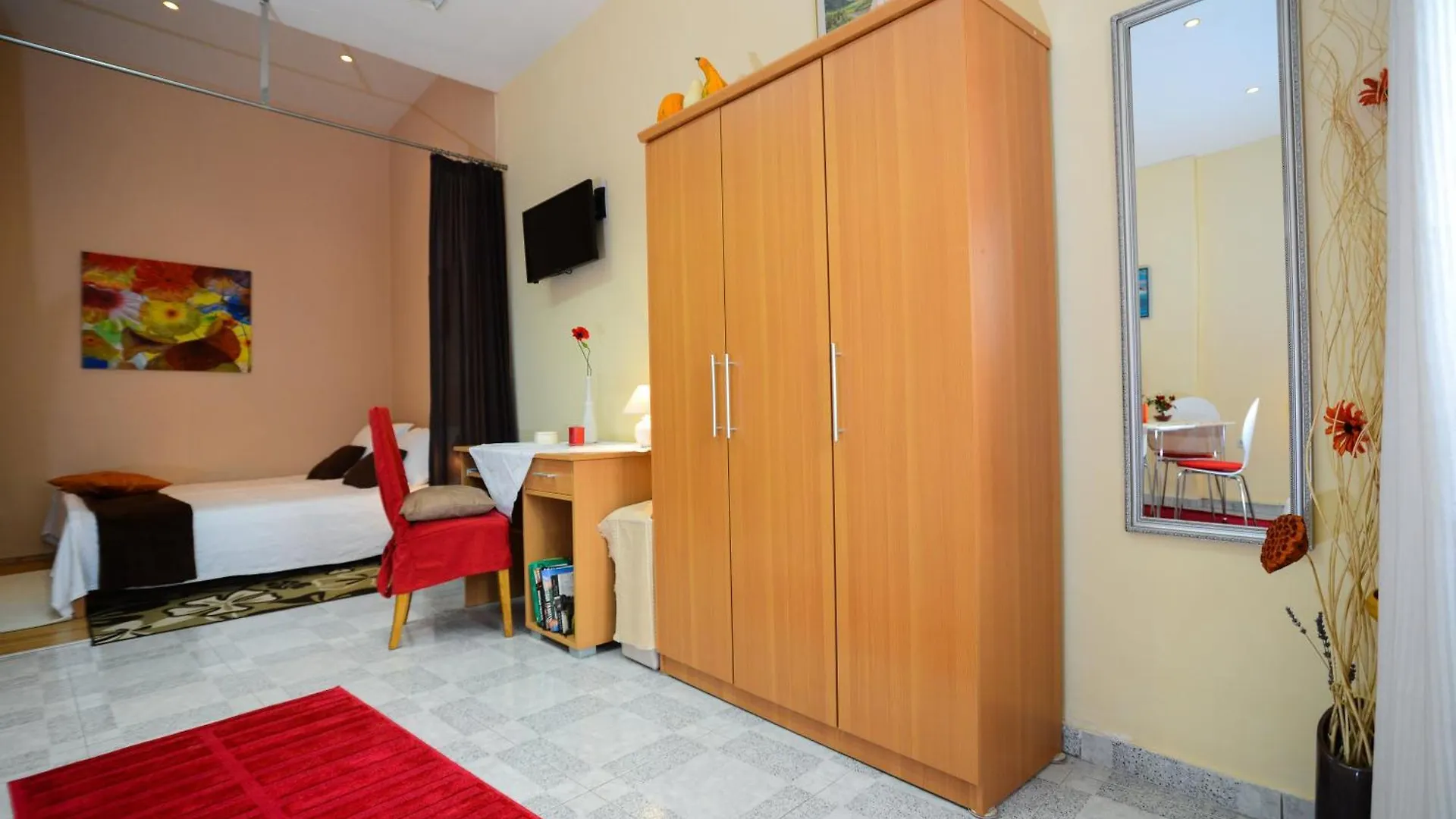Studio Apartman Lbo Zadar 0*,